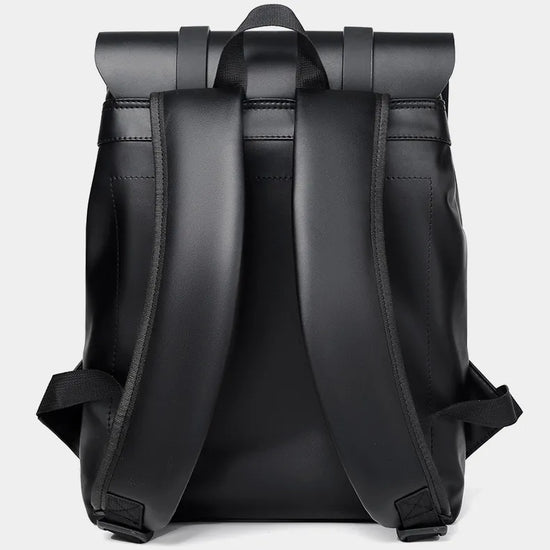 Mochila de piel sintética negra con correa ajustable para mujer