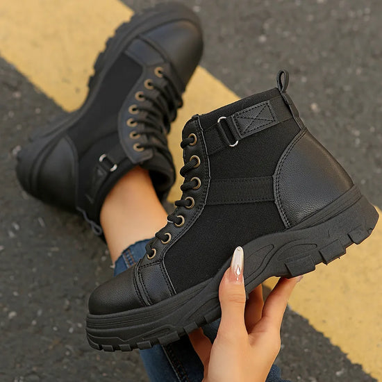 Womens Round-Toe Lace-Up Hiker Boots